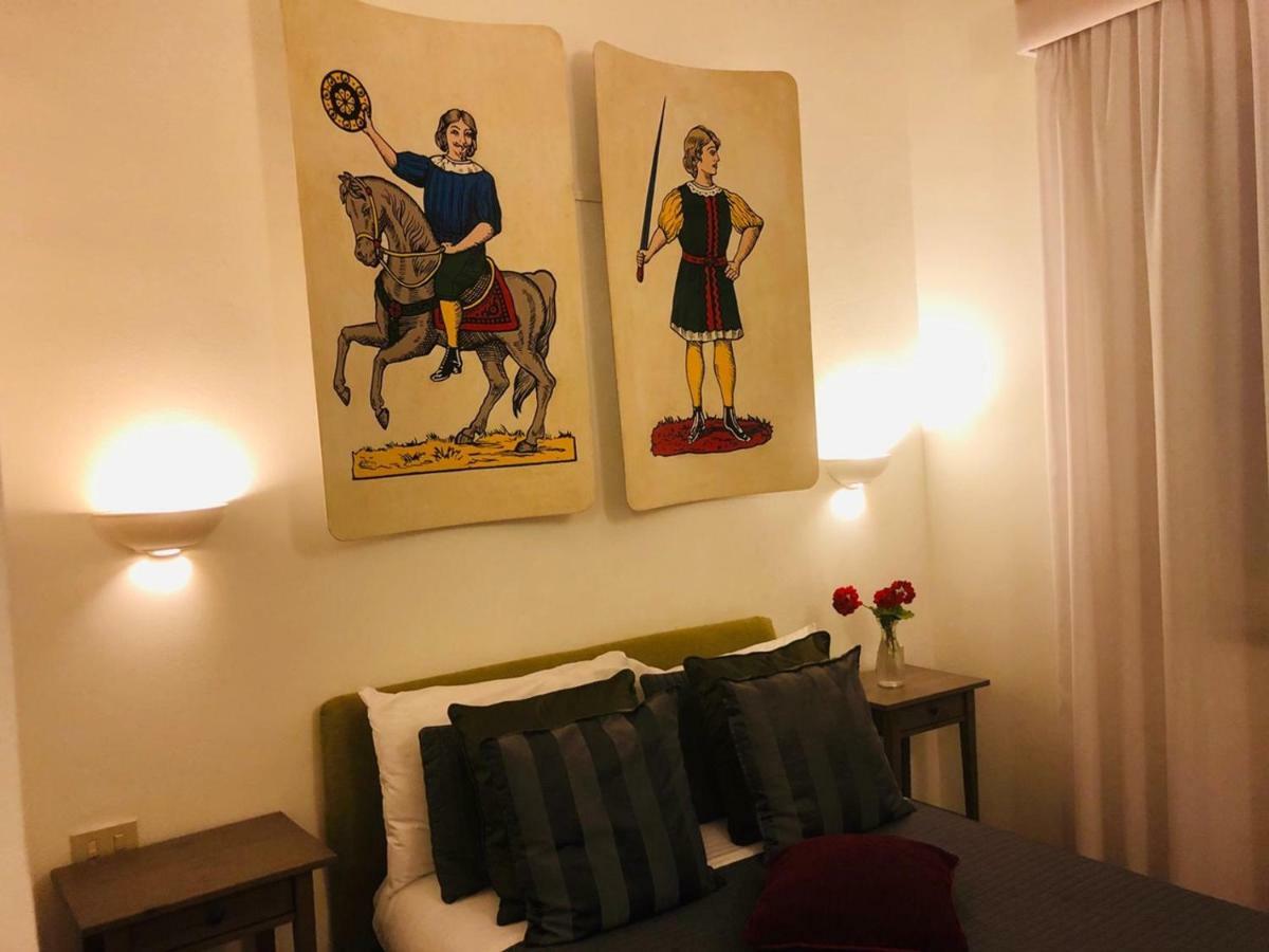 B&B Antichi Colori Чинізі Екстер'єр фото